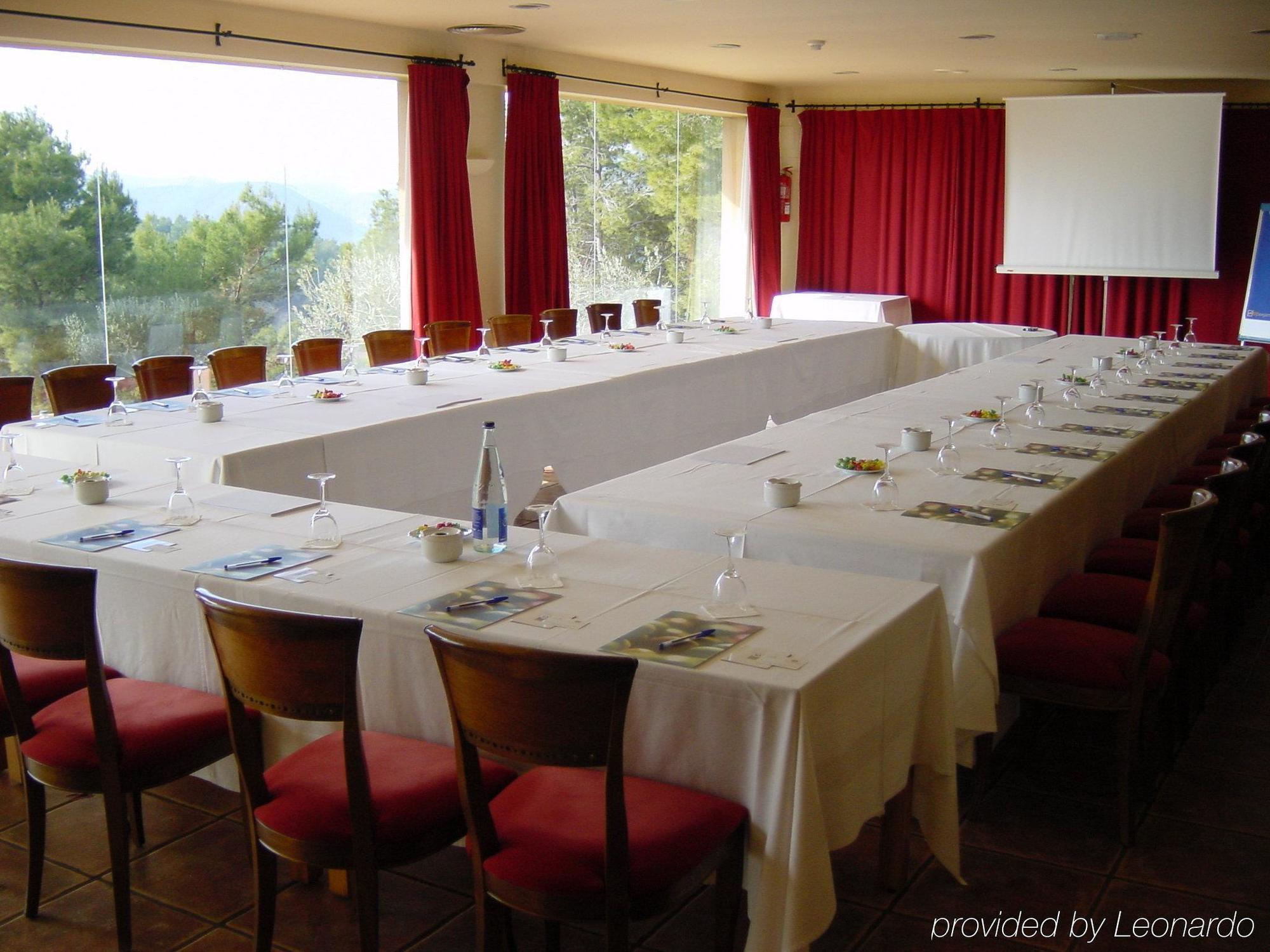 Hotel Golf Can Rafel Corbera de Llobregat Servizi foto